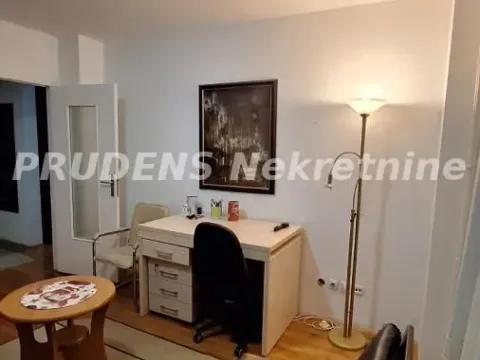 Prodaja, četvorosoban stan, 109m², Crveni Krst, Beograd - image 10