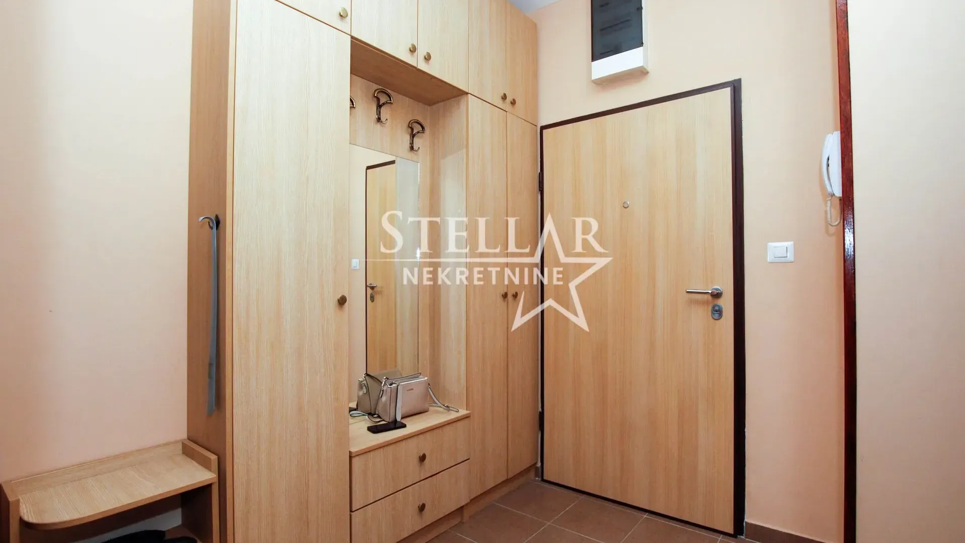 Rent, one bedroom apartment, 45m², Stara Varoš, Podgorica