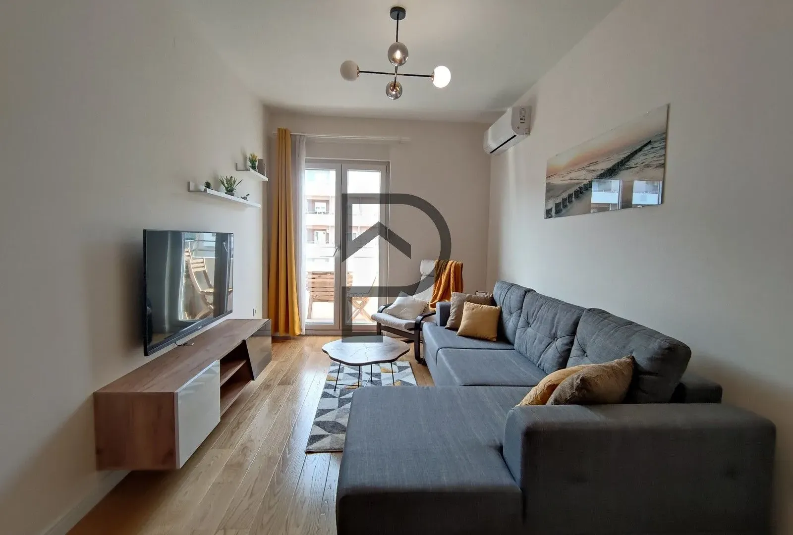 Rent, one bedroom apartment, 43m², Central Point, Podgorica