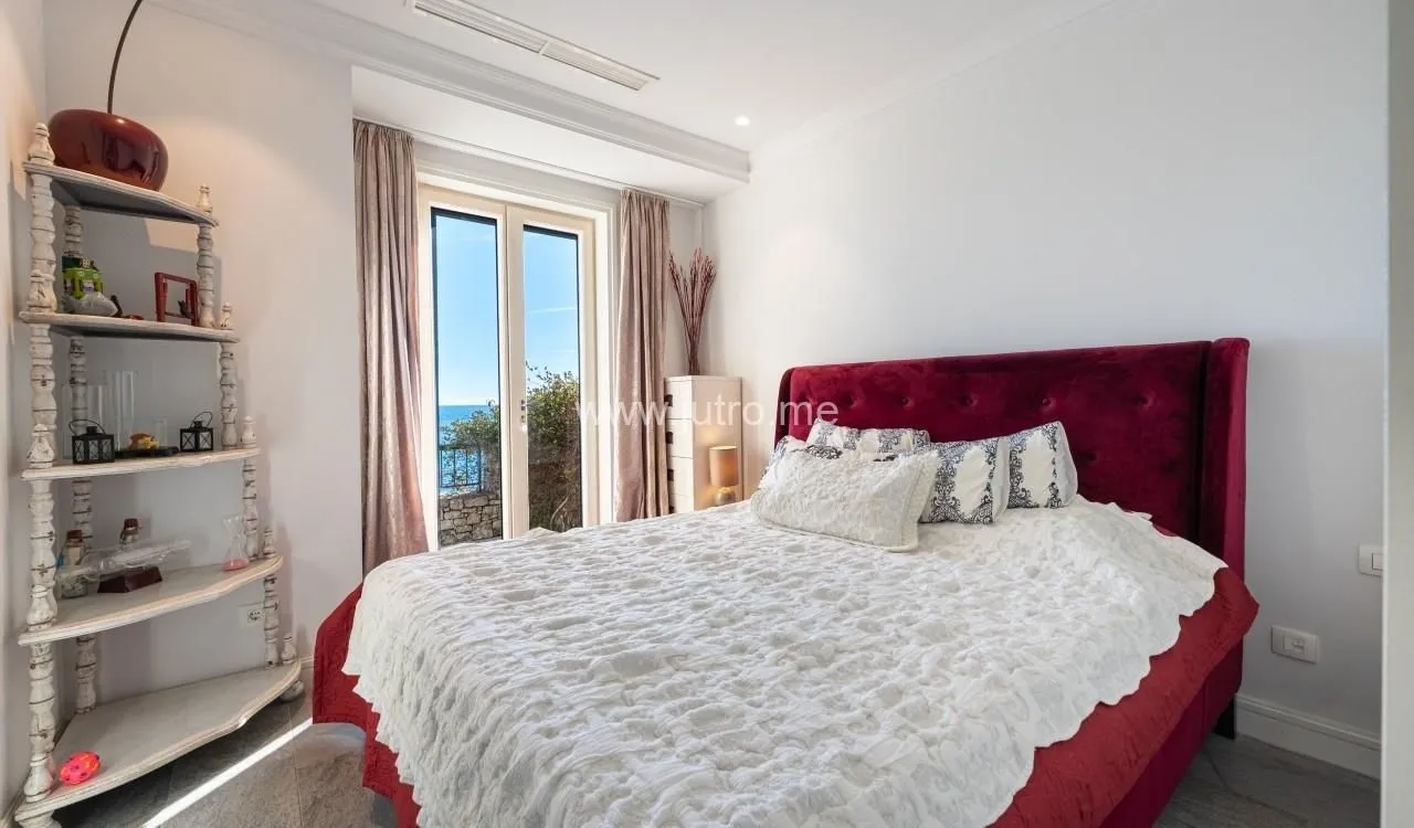 Prodaja, trosoban stan, 108m², Luštica Bay, Tivat