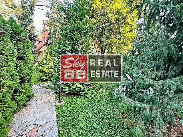 Prodaja, kuća, 365m², Savski Venac, Beograd