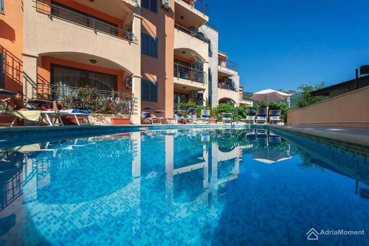 Sale, one bedroom apartment, 55m², Bečići, Budva