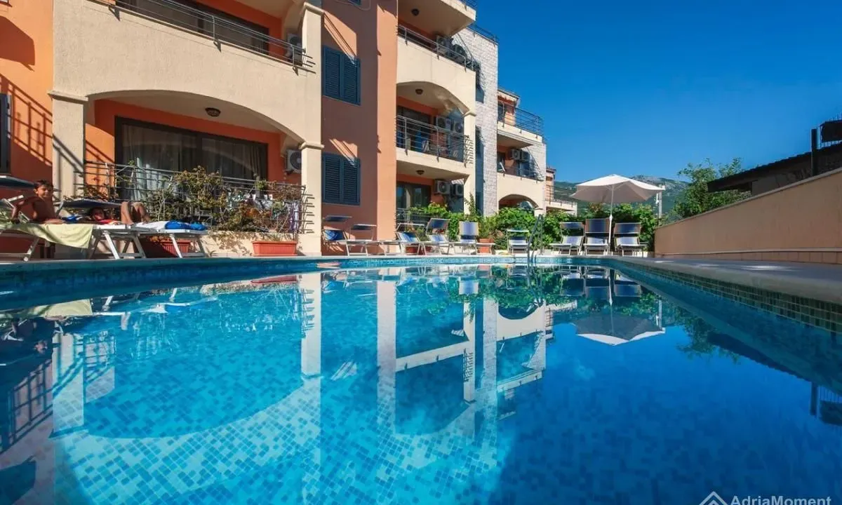 Sale, one bedroom apartment, 55m², Bečići, Budva