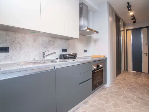 Prodaja, jednosoban stan, 46m², Donja Lastva, Tivat - image 7