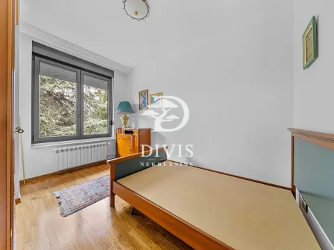 Izdavanje, kuća, 111m², Dedinje Sve Podlokacije, Beograd - image 16