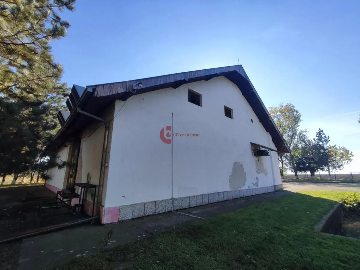 Prodaja, poslovni prostor, 404m², Đurđin, Subotica