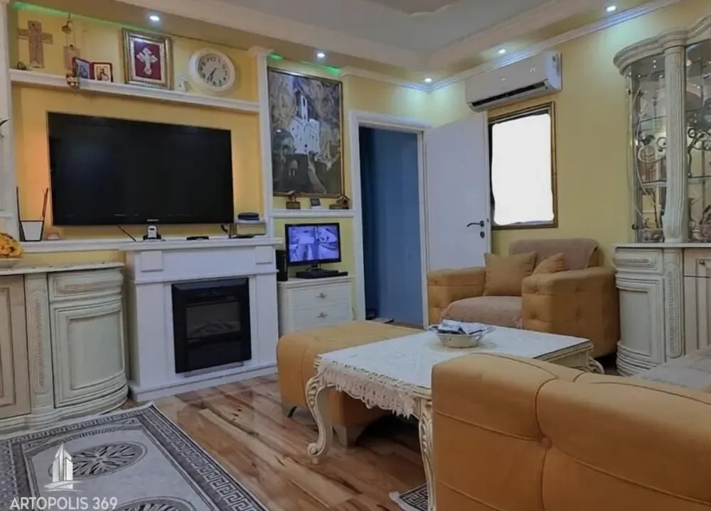 Prodaja, kuća, 120m², Zemun Centar, Zemun Sve Podlokacije