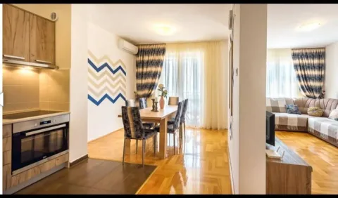 Sale, two bedroom apartment, 86m², Bečići, Budva - image 1