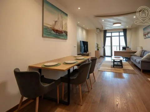 Izdavanje, trosoban stan, 80m², Savski Venac, Beograd - image 6