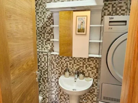 Izdavanje, dvosoban stan, 64m², City Kvart, Podgorica - image 7