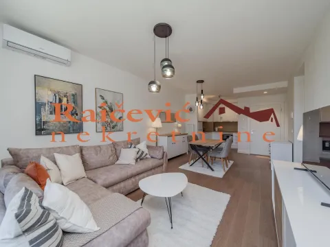 Izdavanje, trosoban stan, 77m², Savski Venac, Beograd - image 5