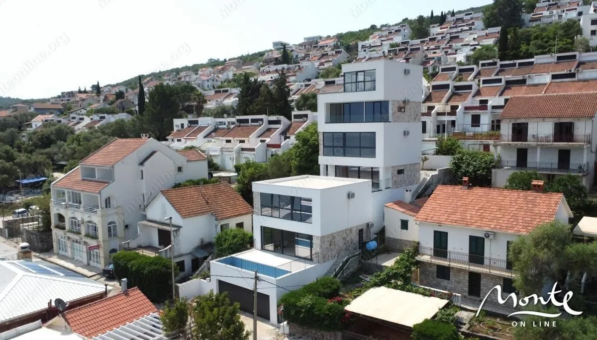 Sale, house, 315m², Krašići, Tivat