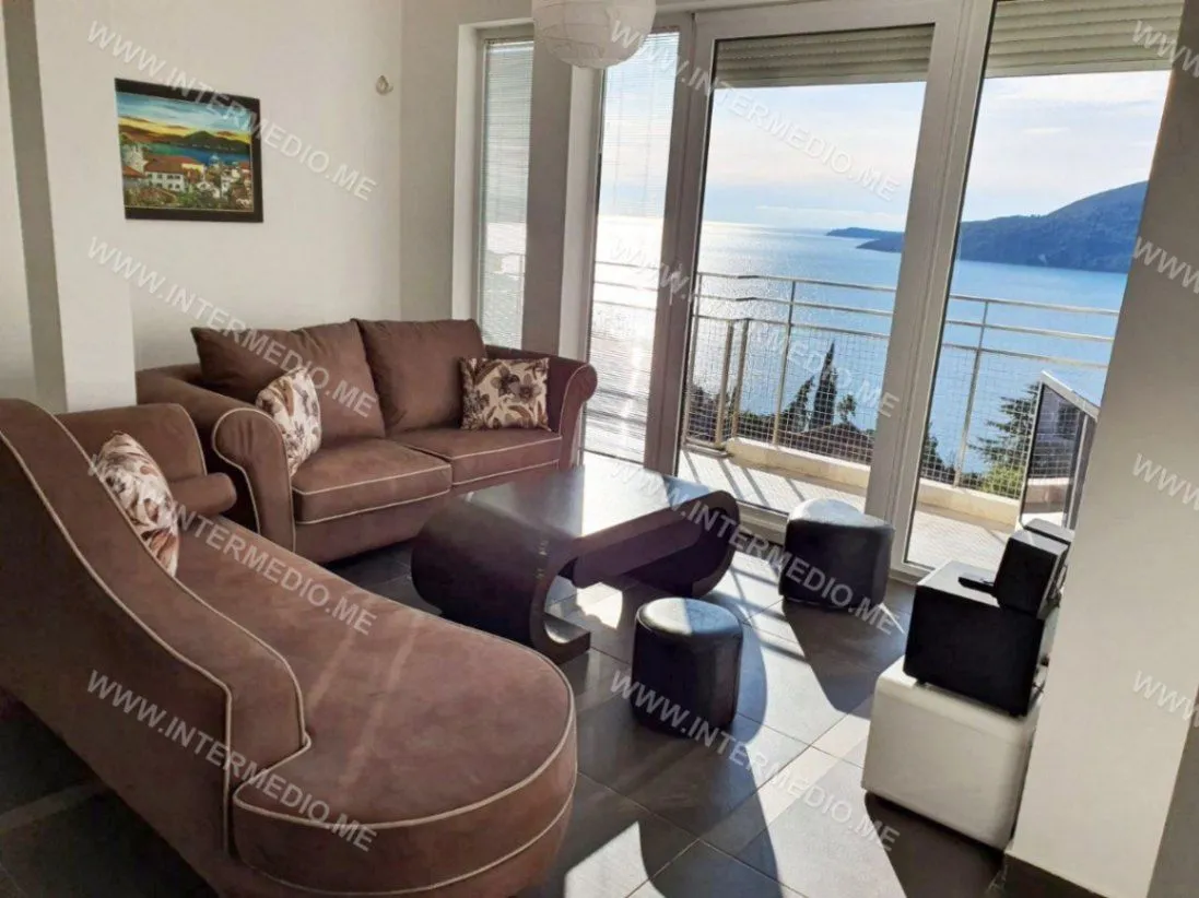 Prodaja, dvosoban stan, 105m², Centar, Herceg Novi