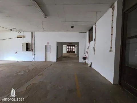 Izdavanje, poslovni prostor, 1440m², Zemun Centar, Zemun Sve Podlokacije - image 14