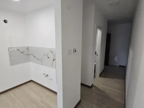Izdavanje, garsonjera, 33m², Železnička Stanica, Novi Sad Sve Podlokacije - image 6