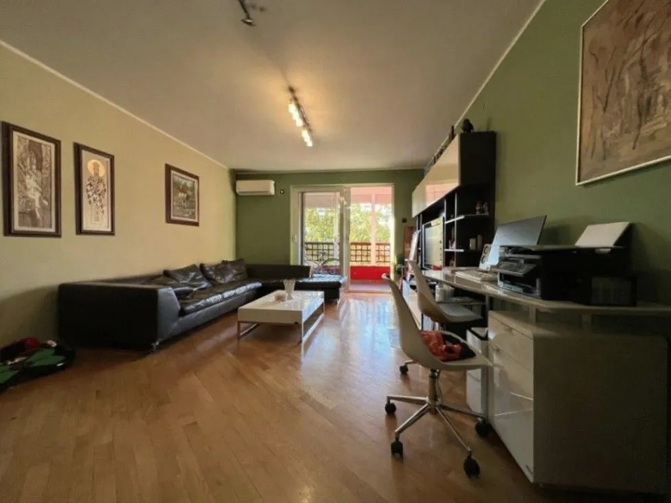 Prodaja, četvorosoban stan, 121m², Lepa Kata, Podgorica