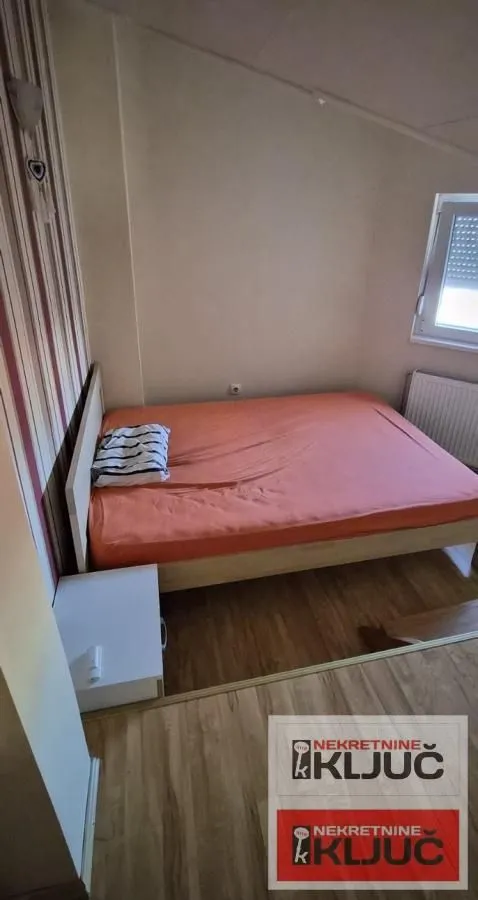 Prodaja, dvosoban stan, 52m², Centar, Novi Sad