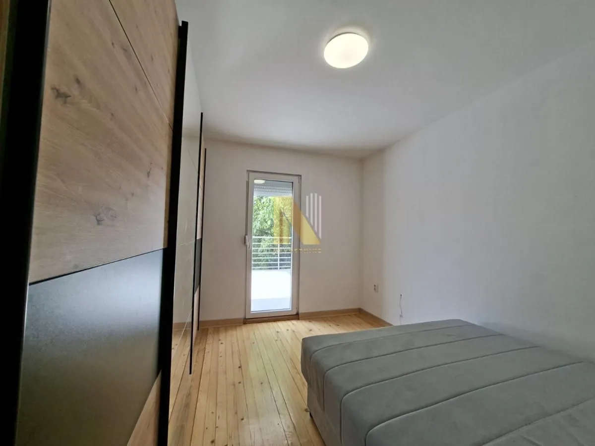 Izdavanje, trosoban stan, 115m², Klisa, Novi Sad Sve Podlokacije