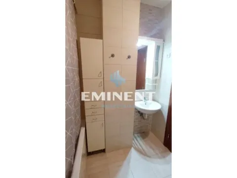 Izdavanje, dvosoban stan, 60m², Uciteljsko Naselje, Zvezdara Sve Podlokacije - image 12