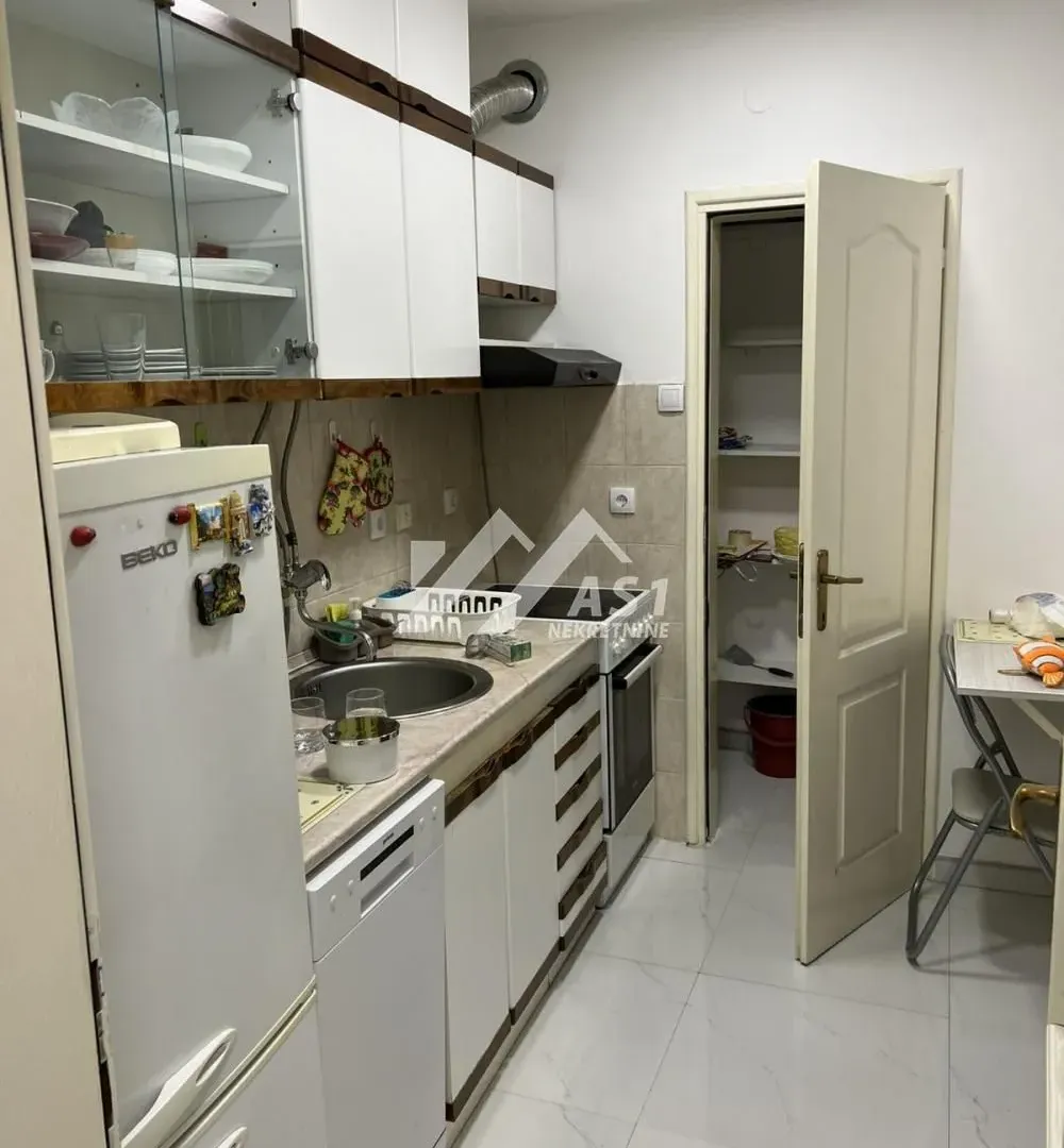 Rent, one bedroom apartment, 43m², Bulevar Oslobodjenja, Novi Sad Sve Podlokacije