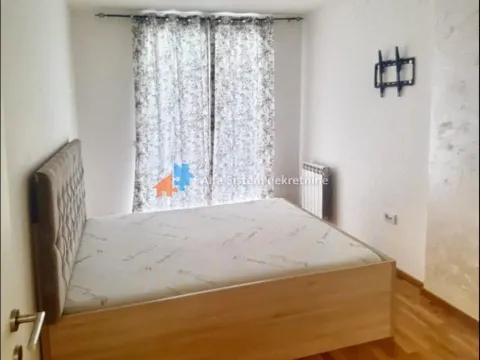 Rent, three bedroom apartment, 83m², Višnjička Banja, Palilula Sve Podlokacije - image 11