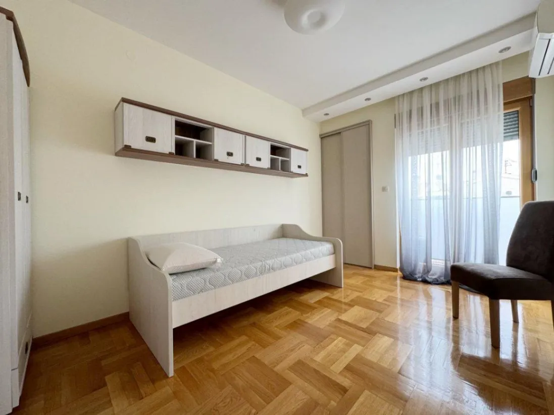 Rent, three bedroom apartment, 95m², Preko Morače, Podgorica