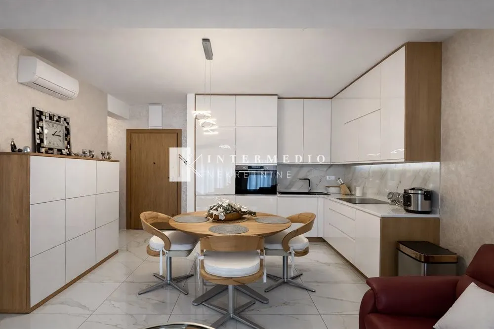 Prodaja, dvosoban stan, 107m², Igalo, Herceg Novi