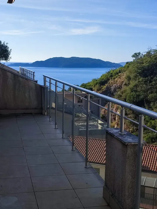 Prodaja, jednosoban stan, 66m², Petrovac, Budva