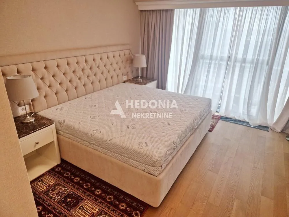 Rent, four bedroom apartment, 123m², Novi Beograd Blok 65, Novi Beograd Sve Podlokacije