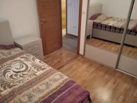 Rent, two bedroom apartment, 70m², Dalmatinska ulica, Podgorica - image 22