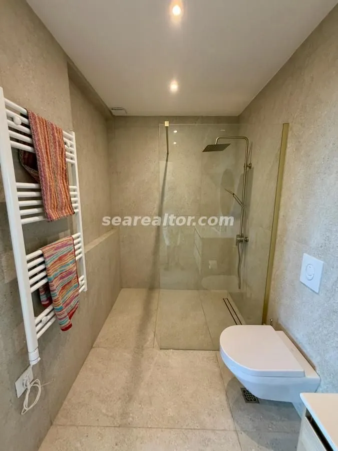 Prodaja, kuća, 220m², Centar, Tivat