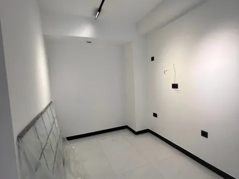 Izdavanje, jednosoban stan, 42m², Zagorič, Podgorica - image 4