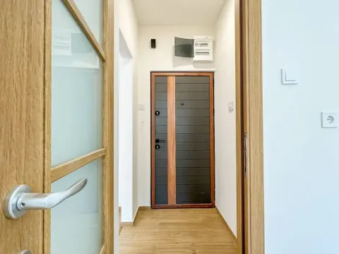 Prodaja, jednosoban stan, 23m², Gintaš, Podgorica - image 9