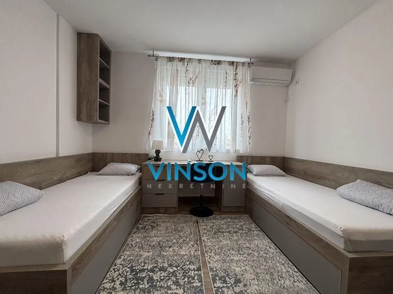 Izdavanje, dvosoban stan, 112m², Petrovaradin, Novi Sad