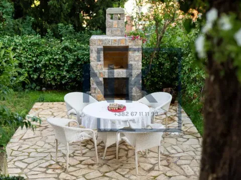 Izdavanje, trosoban stan, 120m², Gorica C, Podgorica - image 16