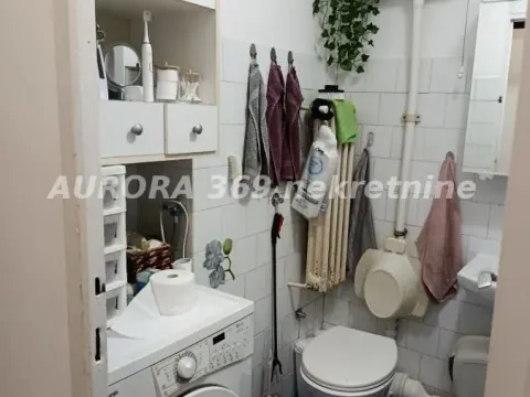 Prodaja, četvorosoban stan, 65m², Novo naselje, Novi Sad - image 9