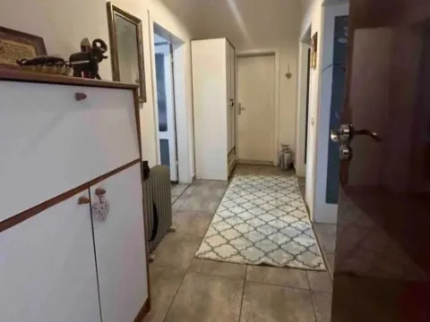 Izdavanje, jednosoban stan, 64m², Centar, Podgorica - image 5