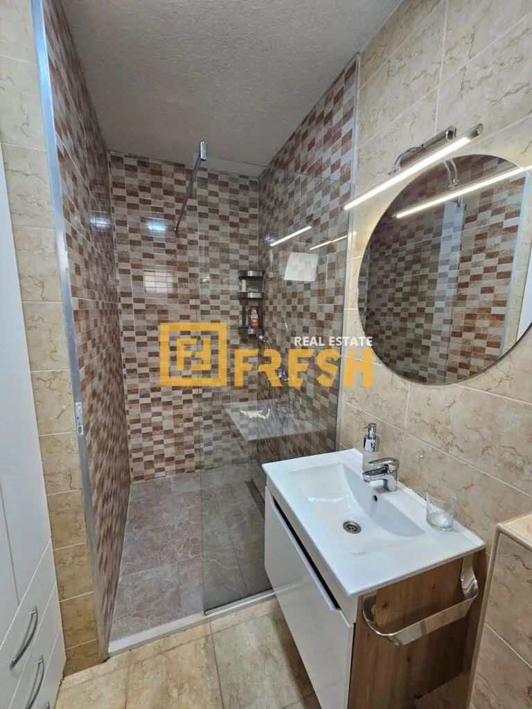 Prodaja, dvosoban stan, 65m², Budva, Crna Gora