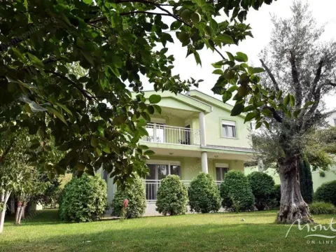 Sale, house, 175m², Podgorica, Crna Gora - image 4