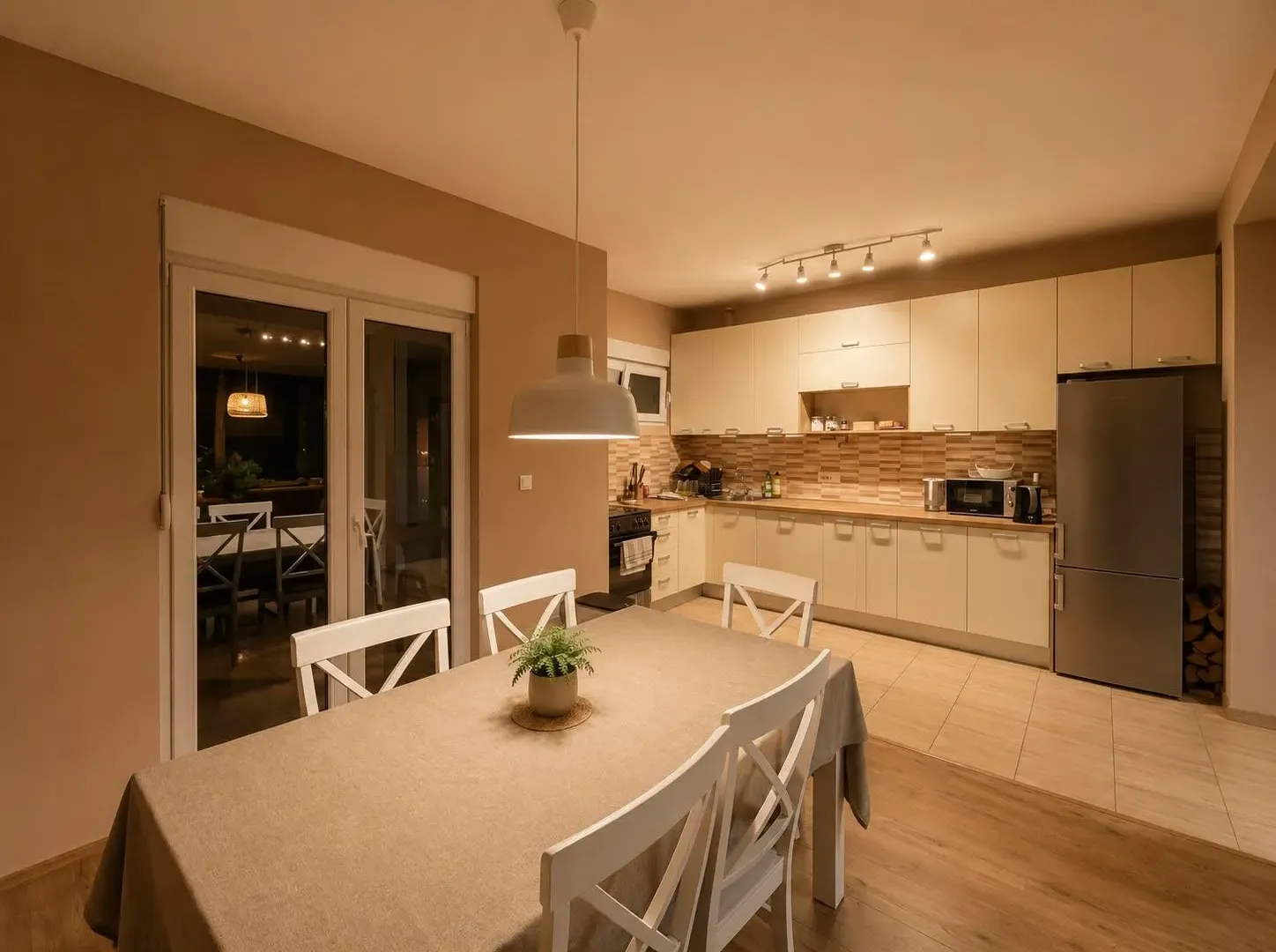 Rent, house, 160m², Zeta, Podgorica