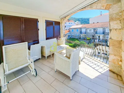 Prodaja, trosoban stan, 176m², Petrovac, Budva - image 18