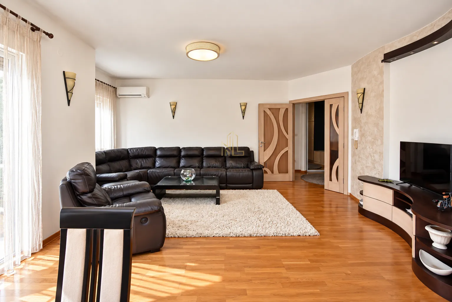 Rent, three bedroom apartment, 120m², City Kvart, Podgorica