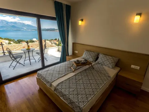 Prodaja, kuća, 360m², Đenovići, Herceg Novi - image 14