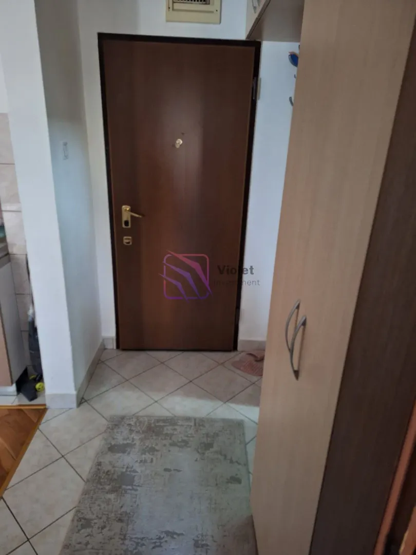 Izdavanje, jednosoban stan, 35m², Stari Aerodrom, Podgorica