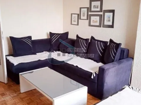 Stan in Botanička Bašta