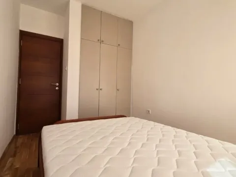 Izdavanje, stan, 90m², Tuški Put, Podgorica - image 2