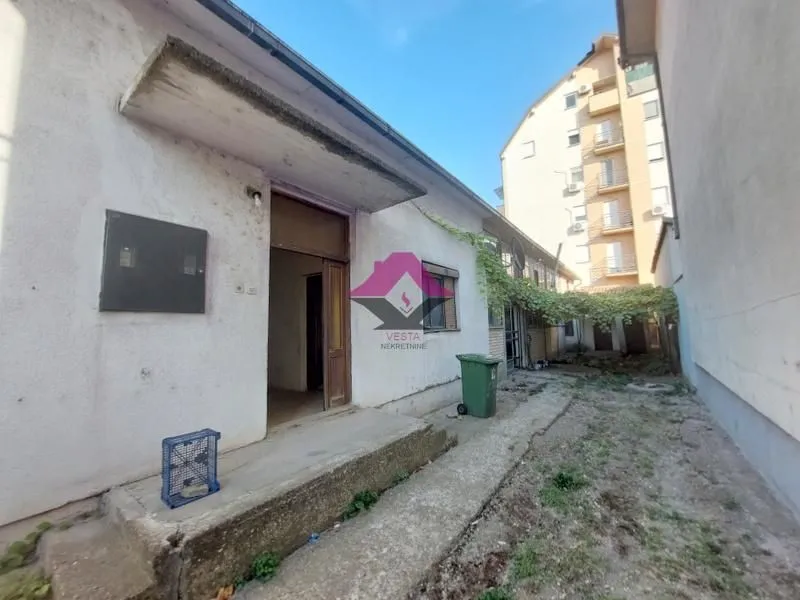 Prodaja, kuća, 250m², Palilula Sve Podlokacije, Beograd