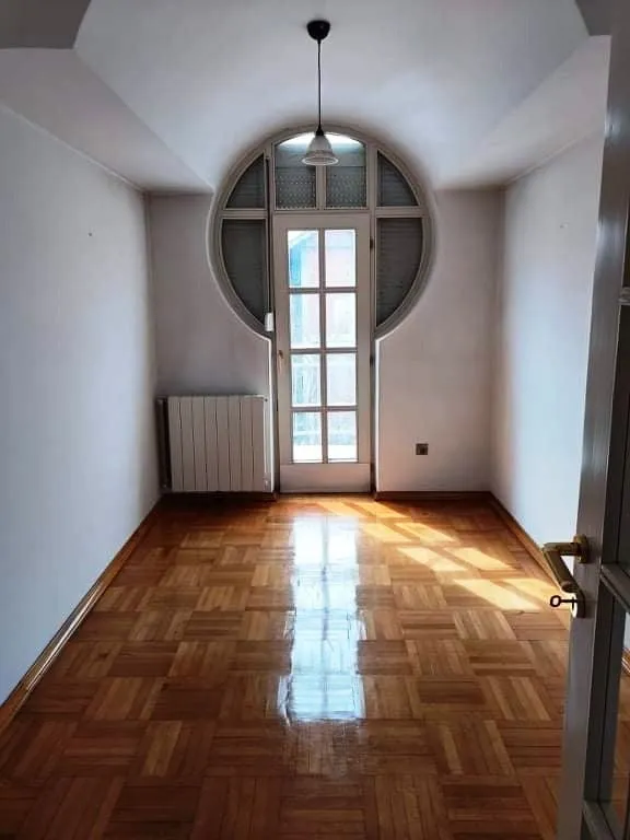 Prodaja, kuća, 250m², Centar, Kruševac