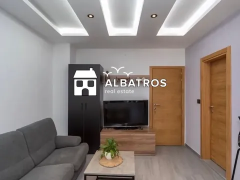 Rent, one bedroom apartment, 40m², Šušanj, Bar - image 2