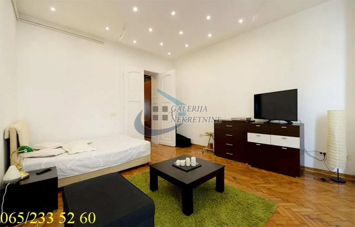 Sale, three bedroom apartment, 86m², Vračar Sve Podlokacije, Beograd